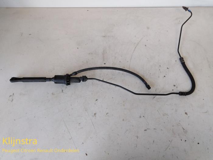 Oil pressure line from a Peugeot 308 2010