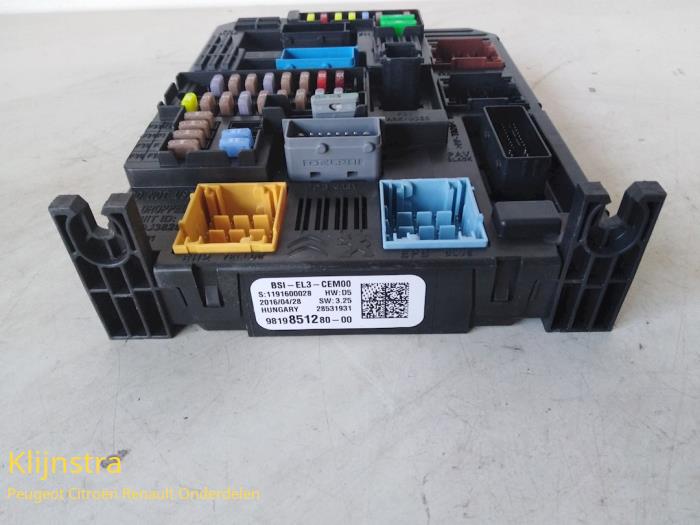 Engine management computer Peugeot 3008 1613316380 9H05 BOSCH