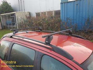 Used Roof rack kit Peugeot 206 SW (2E/K) 2.0 HDi Price on request offered by Fa. Klijnstra & Zn. VOF