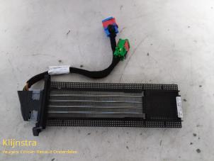 Used Heating element Peugeot 5008 I (0A/0E) Price on request offered by Fa. Klijnstra & Zn. VOF