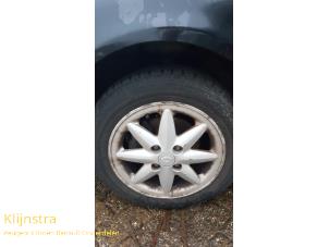 Used Set of wheels Renault Clio II (BB/CB) 1.4 Price on request offered by Fa. Klijnstra & Zn. VOF