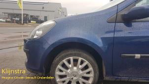 Used Front wing, left Renault Clio III (BR/CR) 1.5 dCi 85 Price on request offered by Fa. Klijnstra & Zn. VOF