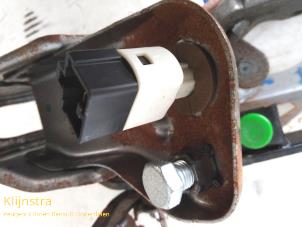Used Brake light switch Peugeot 107 1.0 12V Price on request offered by Fa. Klijnstra & Zn. VOF