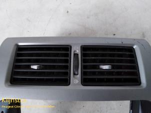 Used Dashboard vent Peugeot Expert Price on request offered by Fa. Klijnstra & Zn. VOF
