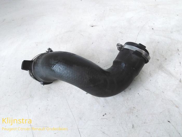 Gebrauchte Intercooler Schlauch Peugeot Expert Preis auf Anfrage angeboten von Fa. Klijnstra & Zn. VOF