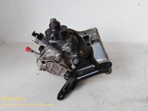 Used Diesel pump Peugeot 308 Price on request offered by Fa. Klijnstra & Zn. VOF