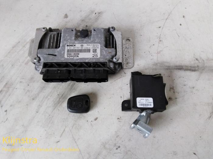 Begagnade Dator, motorstyrning Peugeot 107 1.0 12V Pris € 185,00 Marginaltabell erbjuds av Fa. Klijnstra & Zn. VOF