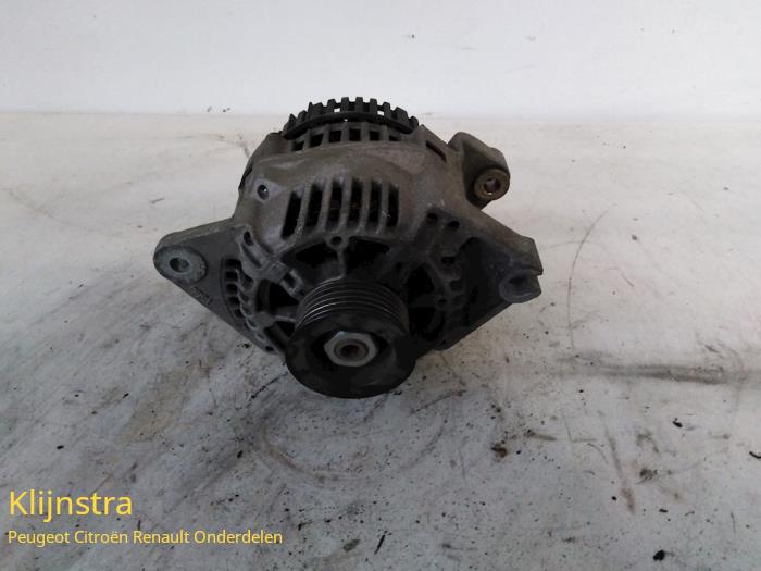 Begagnade Dynamo Peugeot 306 (7D) 2.0 Pris på förfrågan erbjuds av Fa. Klijnstra & Zn. VOF