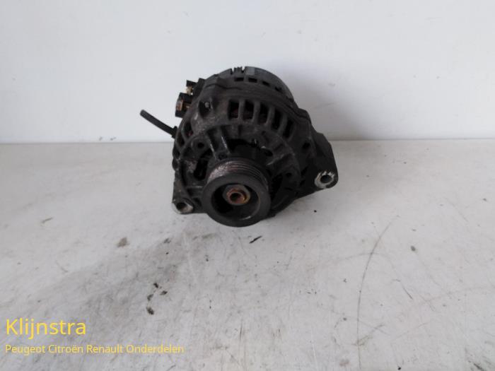 Begagnade Dynamo Peugeot 306 (7A/C/S) 1.8i 16V Pris på förfrågan erbjuds av Fa. Klijnstra & Zn. VOF