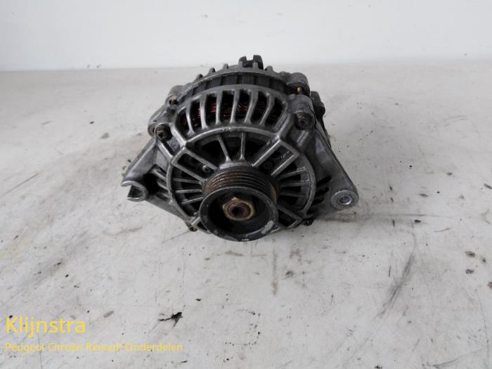 Usagé Dynamo Peugeot 605 (6B) 2.1 SLdt,SRdt,SVdt,Autom.12V+Kat. Prix sur demande proposé par Fa. Klijnstra & Zn. VOF