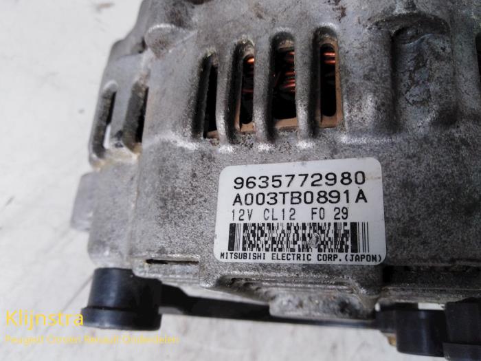 Dynamo van een Peugeot 607 (9D/U) 2.2 HDi 16V FAP 2003