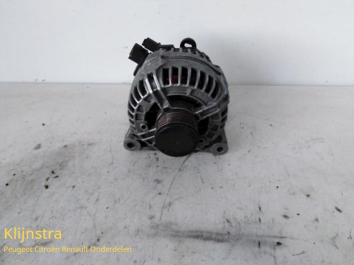Used Dynamo Peugeot 807 2.0 HDi 16V Price on request offered by Fa. Klijnstra & Zn. VOF