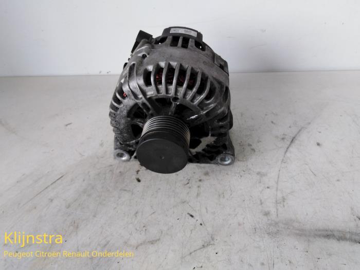 Begagnade Dynamo Citroen C5 I Berline (DC) 2.2 HDi 16V FAP Pris på förfrågan erbjuds av Fa. Klijnstra & Zn. VOF