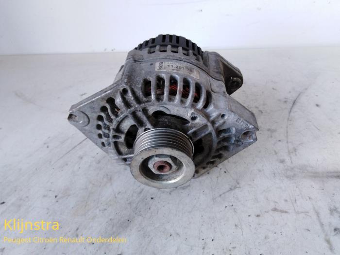 Used Dynamo Citroen Jumper (23) 2.5 D 12V Price on request offered by Fa. Klijnstra & Zn. VOF