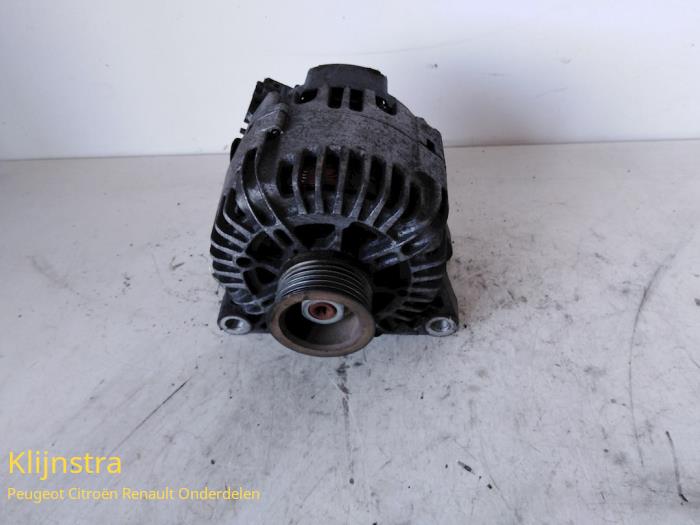 Begagnade Dynamo Peugeot 807 2.0 HDi 16V FAP Pris på förfrågan erbjuds av Fa. Klijnstra & Zn. VOF