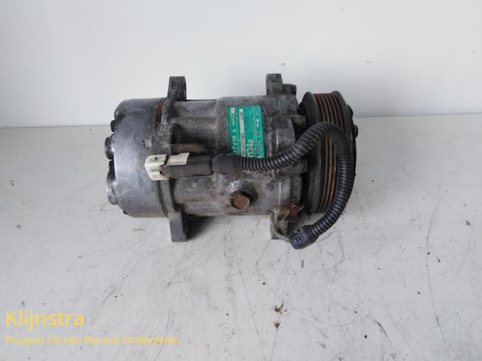 Usagé Pompe clim Peugeot 406 Break (8E/F) 1.8 16V Prix sur demande proposé par Fa. Klijnstra & Zn. VOF