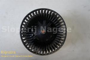 Used Heating and ventilation fan motor Peugeot 307 SW (3H) 2.0 HDi 90 Price on request offered by Fa. Klijnstra & Zn. VOF