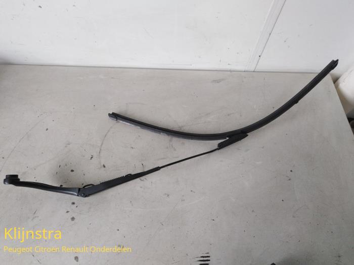 Front wiper arm Peugeot Bipper 1.4 HDi - 6429ER FITOPECI