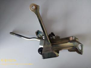 Used Gear-change mechanism Peugeot Expert (224) 1.9D Price on request offered by Fa. Klijnstra & Zn. VOF