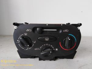 Used Heater control panel Peugeot 206 (2A/C/H/J/S) 1.4 HDi Price on request offered by Fa. Klijnstra & Zn. VOF