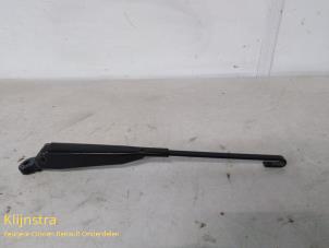 Used Front wiper arm Citroen Saxo 1.6 VTS Price on request offered by Fa. Klijnstra & Zn. VOF