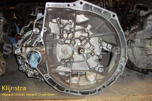 Used Gearbox Peugeot 206 (2A/C/H/J/S) 1.4 HDi Price on request offered by Fa. Klijnstra & Zn. VOF