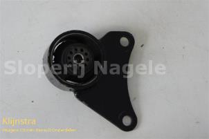 Used Gearbox mount Citroen Saxo 1.1i X,SX Price on request offered by Fa. Klijnstra & Zn. VOF