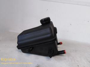 Used Power steering fluid reservoir Peugeot 407 (6D) 1.6 HDi 16V Price on request offered by Fa. Klijnstra & Zn. VOF