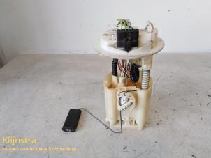 Usados Bomba eléctrica de combustible Citroen Xsara Picasso (CH) 1.6 Precio € 60,00 Norma de margen ofrecido por Fa. Klijnstra & Zn. VOF