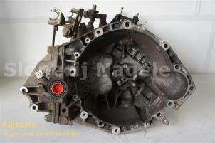 Used Gearbox Peugeot Boxer (244) 2.0 HDi Price on request offered by Fa. Klijnstra & Zn. VOF