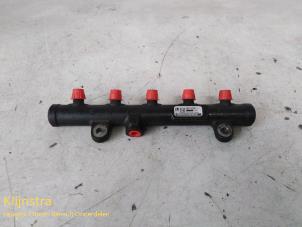 Used Fuel distributor Citroen C4 Berline (LC) 2.0 HDi 16V 138 Price on request offered by Fa. Klijnstra & Zn. VOF