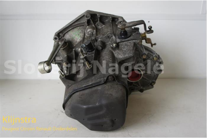 Radary ACC Distronik Audi A4 B9 / A5 8W 8W0907541C Radary ACC Distronik Audi A4 B9 / A5 8W 8W0907541C