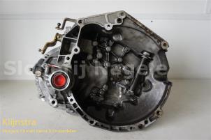Used Gearbox Peugeot 206 SW (2E/K) 1.6 16V Price on request offered by Fa. Klijnstra & Zn. VOF