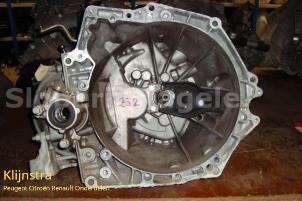 Used Gearbox Peugeot Partner Price on request offered by Fa. Klijnstra & Zn. VOF