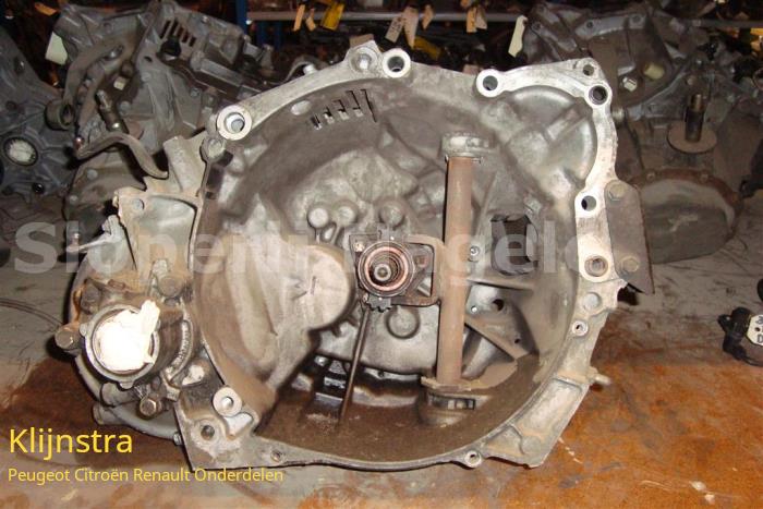 Gebrauchte Getriebe Peugeot 306 (7D) 2.0 Preis auf Anfrage angeboten von Fa. Klijnstra & Zn. VOF