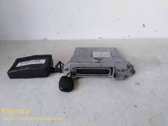 Used Engine management computer Renault Kangoo Express (FC) 1.9 D 65 Price € 175,00 Margin scheme offered by Fa. Klijnstra & Zn. VOF