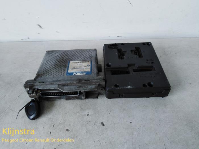 Used Engine management computer Renault Megane Scénic (JA) 1.9D Price € 175,00 Margin scheme offered by Fa. Klijnstra & Zn. VOF