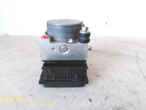 Used ABS pump Renault Clio Price on request offered by Fa. Klijnstra & Zn. VOF