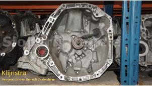 Used Gearbox Renault Clio Price on request offered by Fa. Klijnstra & Zn. VOF