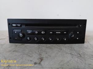 Gebrauchte Radio CD Spieler Peugeot 206 (2A/C/H/J/S) 1.4 XR,XS,XT,Gentry Preis auf Anfrage angeboten von Fa. Klijnstra & Zn. VOF