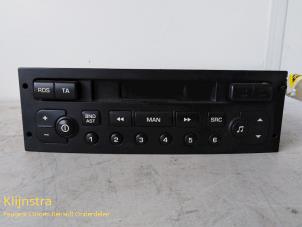 Used Radio/cassette player Peugeot 307 (3A/C/D) 1.6 16V Price on request offered by Fa. Klijnstra & Zn. VOF