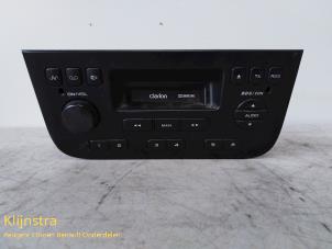 Usagé Radio/Cassette Peugeot 406 Break (8E/F) 2.2 HDi 16V FAP Prix € 50,00 Règlement à la marge proposé par Fa. Klijnstra & Zn. VOF