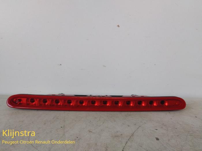 Car Third Brake Lights For Peugeot 3008 II C4 For Picasso II Red Lens High Level Third Stop Brake Light Trailer Indicator Light Stop Light Brake Light
