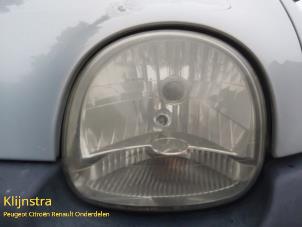 Used Headlight, left Renault Twingo (C06) 1.2 16V Price on request offered by Fa. Klijnstra & Zn. VOF