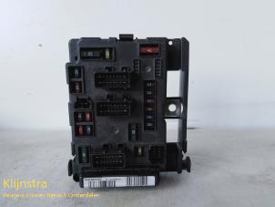Używane Skrzynka bezpieczników Citroen C5 I Berline (DC) 2.0 HDi 110 Cena na żądanie oferowane przez Fa. Klijnstra & Zn. VOF