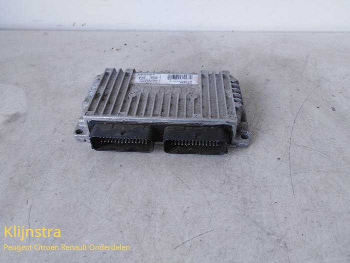 Used Automatic gearbox computer Peugeot 807 3.0 V6 24V Price on request offered by Fa. Klijnstra & Zn. VOF