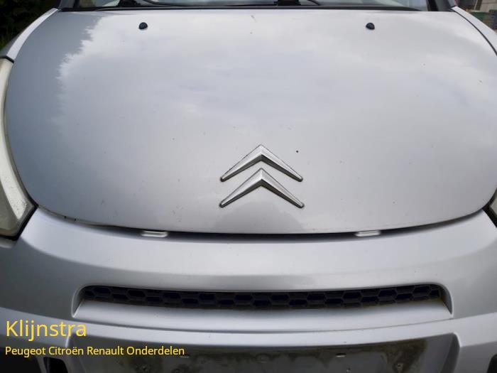 Używane Maska Citroen C3 Pluriel (HB) 1.6 16V Cena € 99,00 Procedura marży oferowane przez Fa. Klijnstra & Zn. VOF