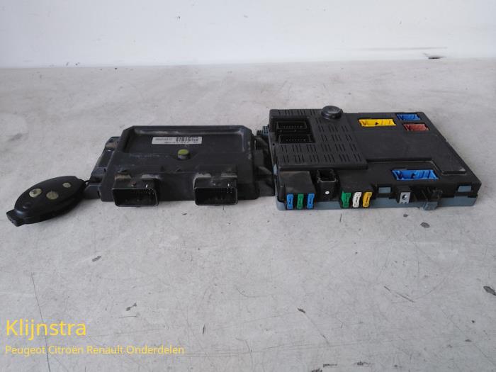 Engine management computer Citroen Xsara 9639587680 WJY