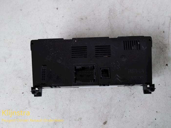 Heater control panel from a Peugeot 3008 2014