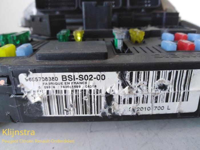 Engine management computer from a Peugeot 407 (6D) 2.0 HDiF 16V 2005